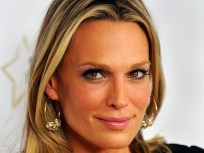 Molly Sims Shows Off Her Jewelry Line