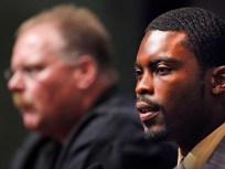 Remorseful Vick Ready to Fly With Eagles