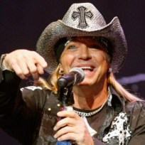 Bret Michaels Tour Bus Involved In Highway Pile-Up