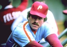 Surprise! Hall of Famer Schmidt Picks Phils to Win