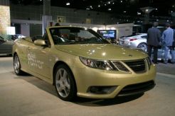 GM Agrees to Sell Saab to Dutch Automaker