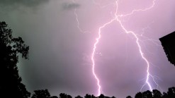 Okla. at Risk of More Tornadoes as Storms Threaten Much of U.S.