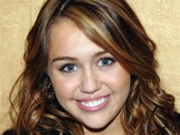 Miley Cyrus' "Hannah Montana" Surprise