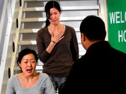 Euna Lee Beats Laura Ling to Book Deal