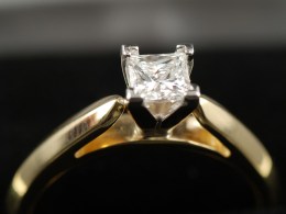 Cleaning Lady Accused of Stealing Ring