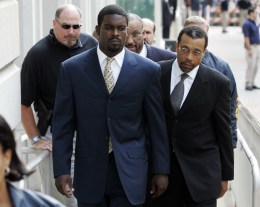 PETA Wants Vick To Undergo Psychological Tests