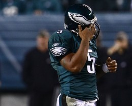 Eagles, Bengals Play to 13-13 Tie