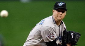 Phils Remain Favorites to Get a Halladay: SI