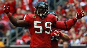 Eagles Get a Middle Linebacker