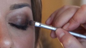 Pa. Woman Wears Make-up for the First Time...on Nat'l TV