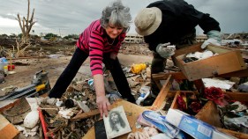 Dramatic Photos: Oklahoma Tornado Strike