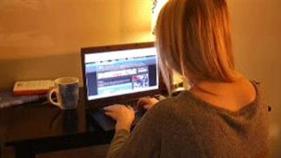 Temple Ladies Seek ‘Sugar Daddies’