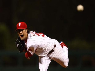 GM: Hamels Staying With the Phillies