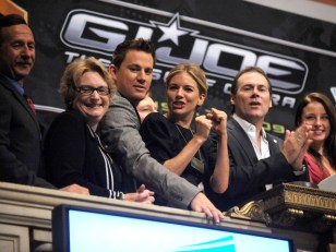 "G.I. Joe" Bypasses Coasts, Aims at Middle America