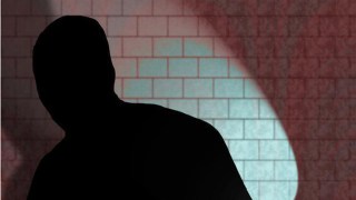 2 Intruders Flee After Woman Starts Praying: Police