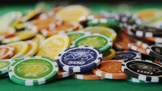 Man Brought Counterfeit Poker Chips to New Jersey Poker Tournament: Indictment