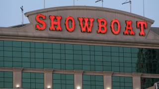 Showboat Gets OK to Close This Month