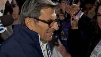 Raw Video: JoePa Mobbed by Fans