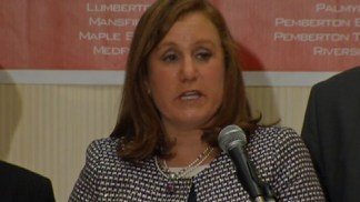 Adler Concedes to Runyan