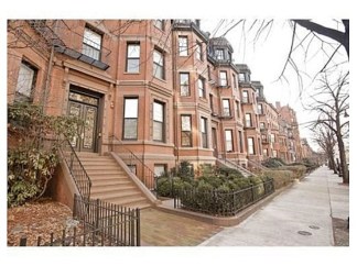 Phillies' Jonathan Papelbon Lists Boston Pad