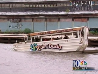 Investigators Ride the Ducks