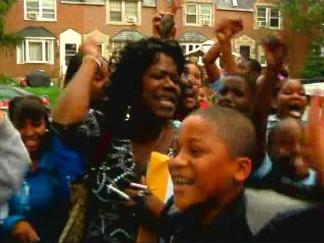 Upset Mother Calls for Teachers' Resignation