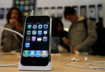 Drexel Nursing Students Trade Books for iPods