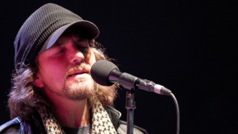 Pearl Jam to Headline "Made in America"