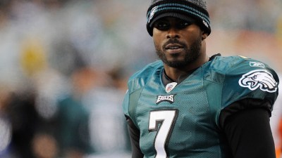 Vick Feels Strong & Healthy But NFL Says He Isn't