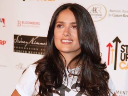 Salma Hayek will extend her character's role on television comedy "30 Rock."