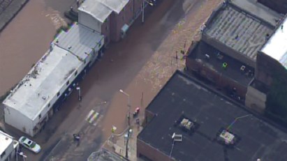 Water Main Break Floods Main in Manayunk