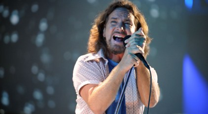 On The Download: Pearl Jam's Fantastic "Fixer"