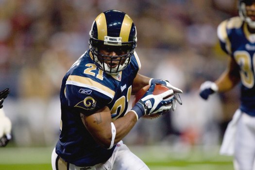 Eagles Sign O.J. Atogwe