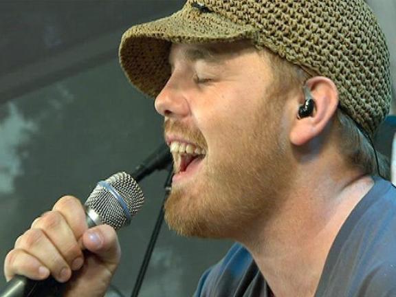 Marc Broussard Performs