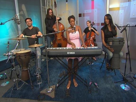 Joy Ike Performs