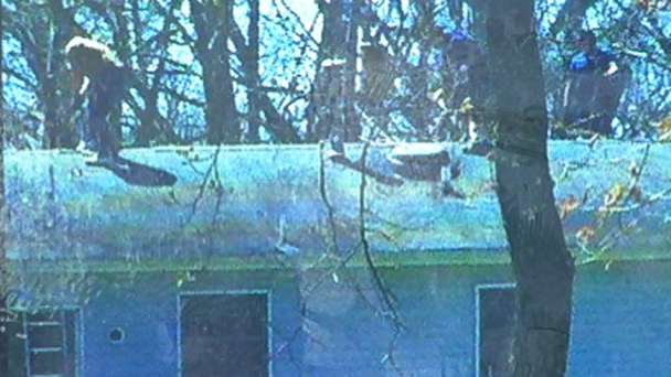 Anger Over Firefighter Work on Mayor's Home 