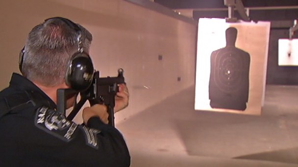 Radnor Cops to Melt Down Machine Guns