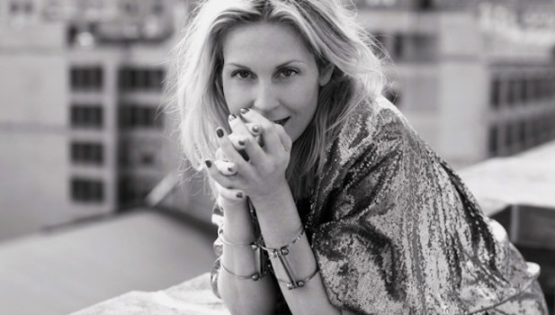 Q&A: “Gossip Girl’s” Kelly Rutherford Talks Twitter and Her New Tech-y Project