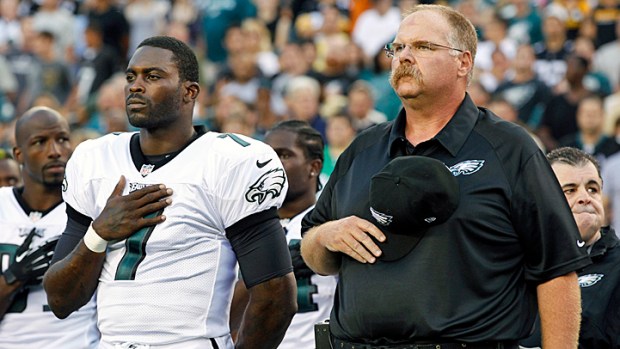 Eagles Beat Steelers, Honor Reid