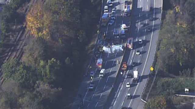 1 Dead in Pa Turnpike Accident