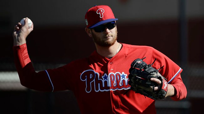 Ty Blach tosses 6-hitter, Giants rout Phillies 10-0