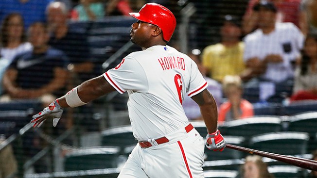Ryan Howard not ready to retire, signs with Braves