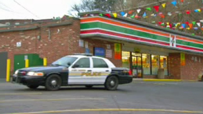 Police arrest a man who allegedly posed as a TD Bank employee in order to steal money from a teen's bank account. NBC10's Daralene Jones reports.