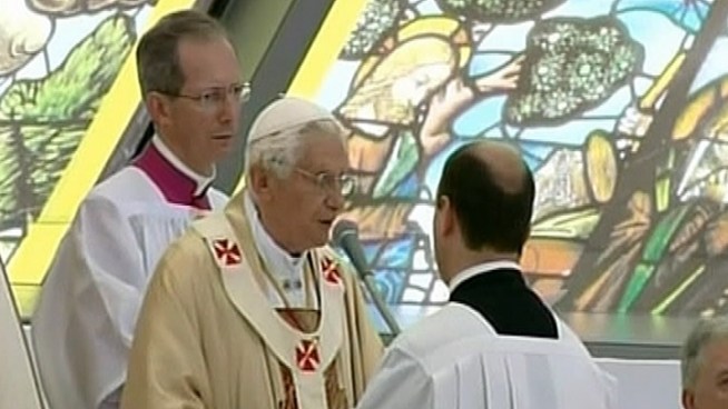 Pope Benedict XVI will visit Philadelphia in 2015 for the next World Meeting of Families.