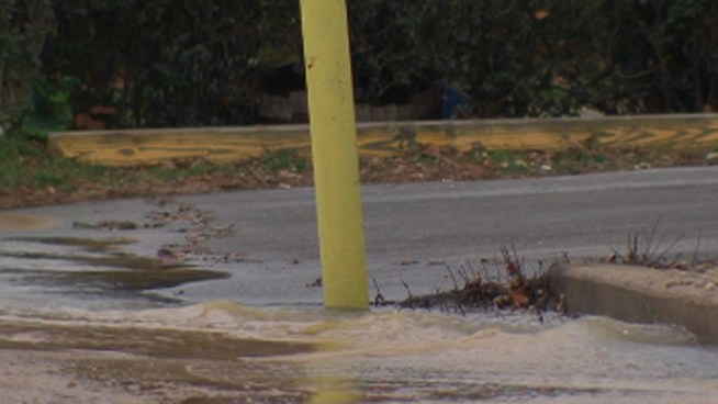 A water main break shut down a major stretch of Butler Pike in Whitemarsh Township Tuesday morning. That left some residents in the area with low water pressure and about a dozen customers with no water at all.