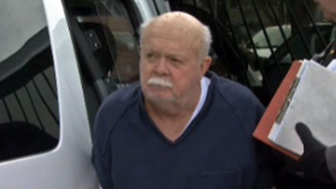 Police say John Felder, 76, is under arrest after posing as a flower deliveryman and trying to taser his victim. Investigators say Felder planned to abduct the homeowner and hold him for ransom. NBC10's Marisa Brahney reports.