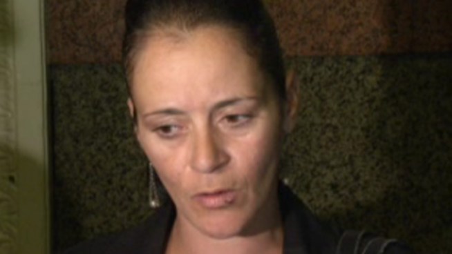 Aida Guzmun received a personal apology from Mayor Michael Nutter at his office in City Hall on Friday. Guzman was knocked to the ground by Lt. Jonathan Josey last weekend during Puerto Rican Day Parade festivies. NBC10's Doug Shimell reports.