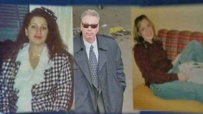 Questions from jurors about testimony and photos started coming out less than two hours after deliberations began. Kim Vatis reports.
