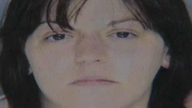 Police in Upper Darby says a mom attacked two Family Dollar store workers with pepper spray and then told her child to spray an employee.
