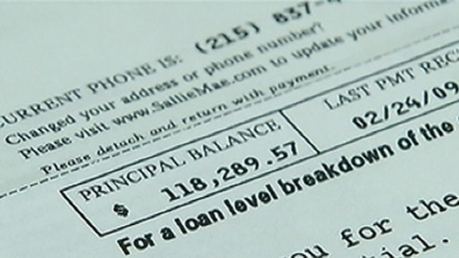 Jennifer Sammartino has a Bachelor's degree, Masters degree and $130,000 in student loans. 